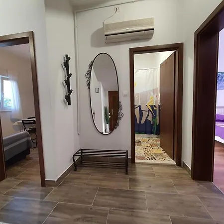 In With Terrace, Air Conditioning, Wifi 5170-1 Апартаменты Рогозница
