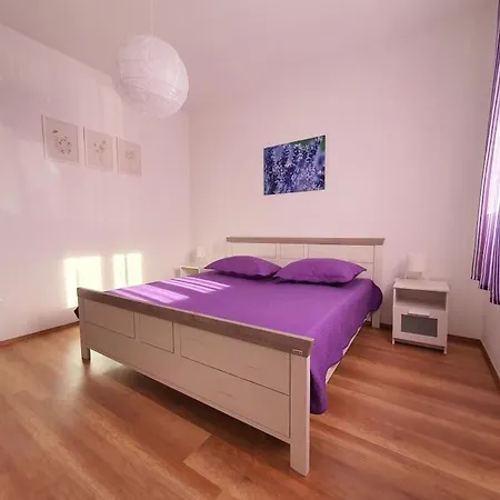 Апартаменты In With Terrace, Air Conditioning, Wifi 5170-1 *