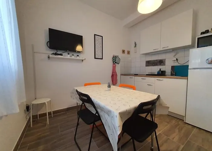 Appartement In With Terrace, Air Conditioning, Wifi 5170-1 Rogoznica (Sibenik-Knin)