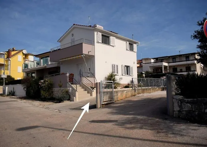 In With Terrace, Air Conditioning, Wifi 5170-1 * Rogoznica (Sibenik-Knin)