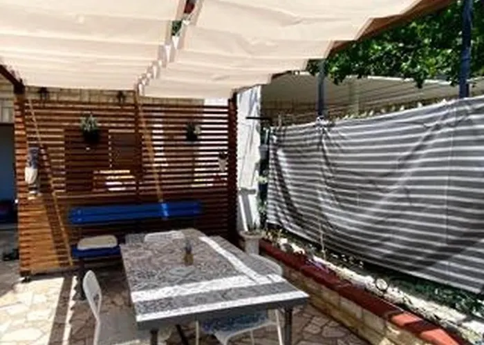 In With Terrace, Air Conditioning, Wifi 5170-1 * Rogoznica (Sibenik-Knin)