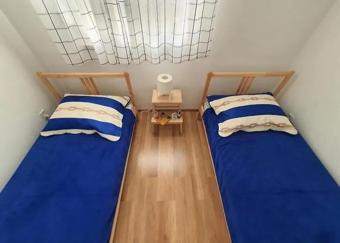 In With Terrace, Air Conditioning, Wifi 5170-1