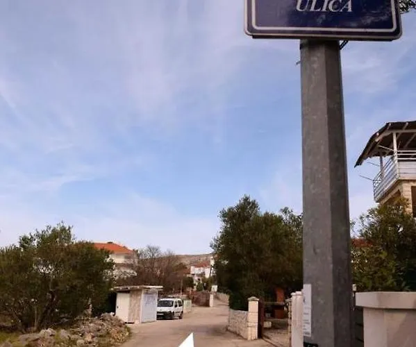 In With Terrace, Air Conditioning, Wifi 5170-1 *